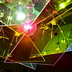 http://www.robertpupeter.de/files/dimgs/thumb_1x250_10_18_43.jpg